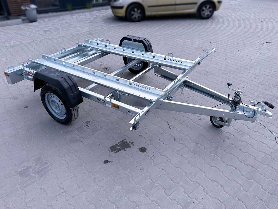 TEMARED MOTO 2 Premium DMC 750 kg na 2 motocykle bez podłogi