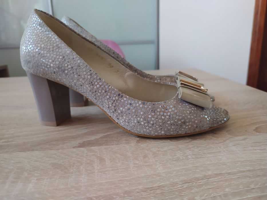 Anis czółenka pantofle sandały 36