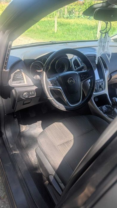 Opel Astra 1.7 CDTi 110cv 2012