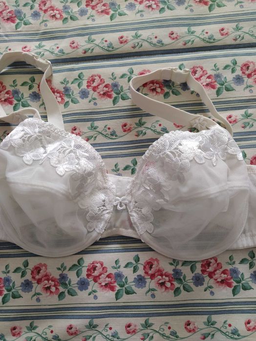 Soutien branco rendado Rosa Faia tamanho 85-C