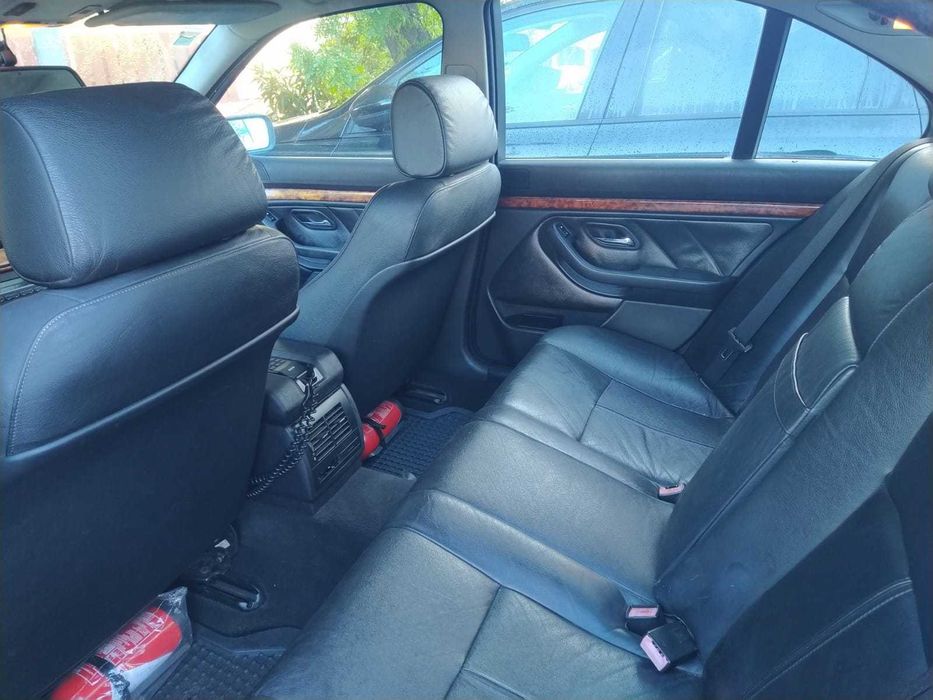 BMW 523i E39 (peças para venda)