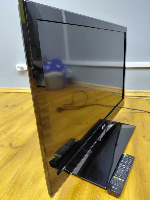Телевізор LG 32LV3500