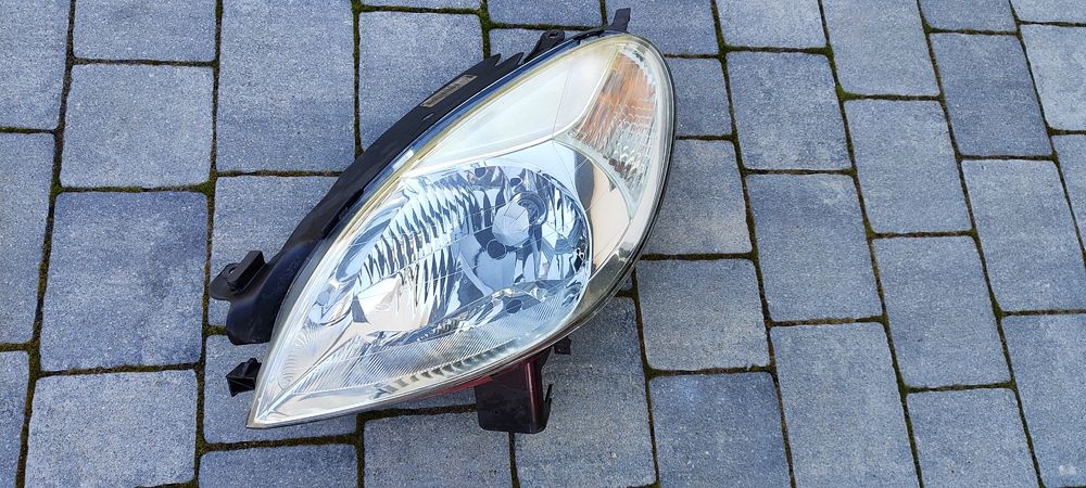 Lampy przednie przód Citroen Xsara Picasso I lift Valeo Europa