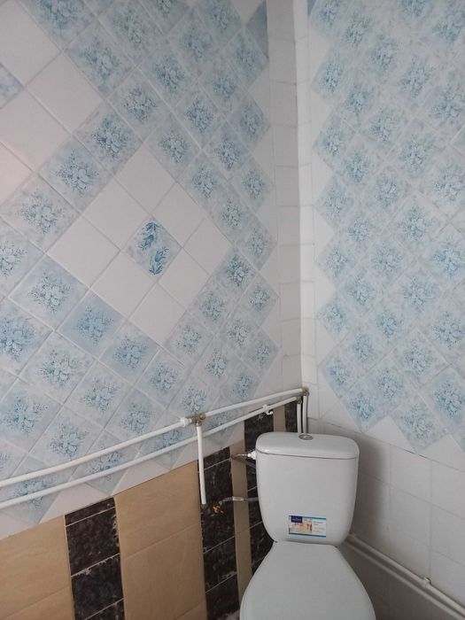 В центре Чугуева продам часть дома