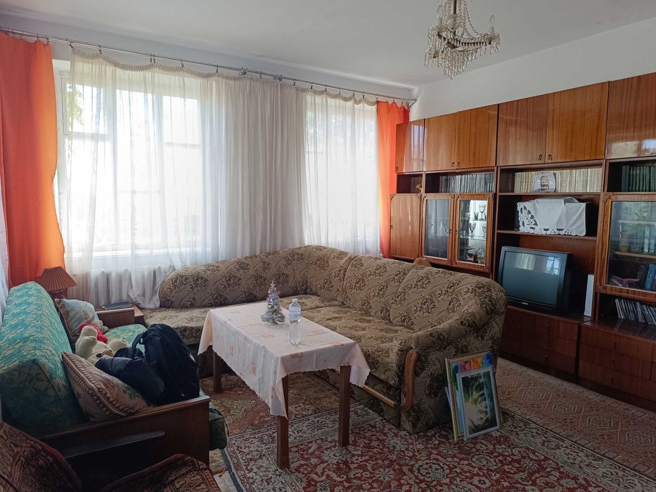 Продам дом в Овидиополе на 13,5 сотках земли