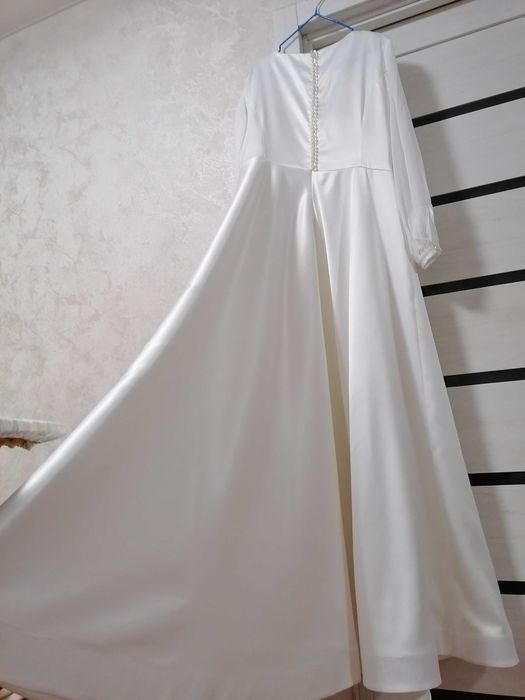 Сукня атласна 46 розмір