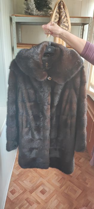 Продам норковую шубу
