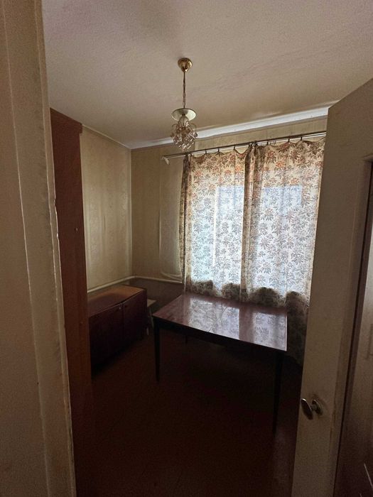 Продам 3-кімнатну квартиру в центрі Андрушівки