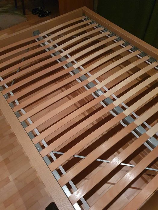 Rama łóżka Malm (Ikea) w okleinie dębowej 140 x 200