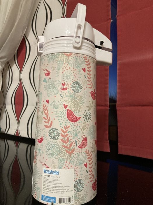 Термос помповий 1.9 л. Виробництво Турція новий