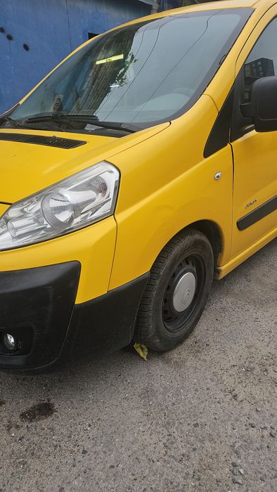 сітроен джампі 2007 рок 2.0 HDI