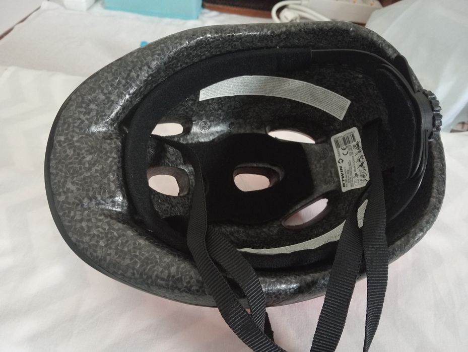 Capacete de criança novo Decathlon