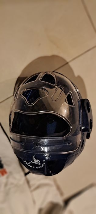 Kimono Karate kask i ochraniacze