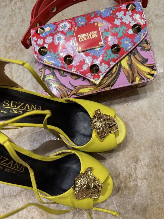 босоніжки Versace
