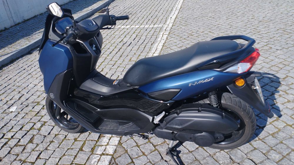 Scooter Yamaha NMax 125 connect bom estado Nov2021