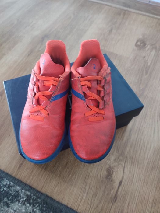 Buty sportowe, turfy