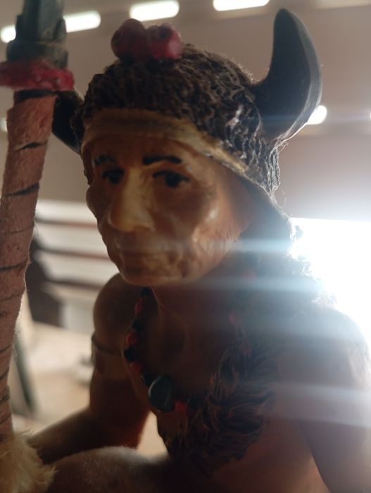 Estatueta Índio de caça