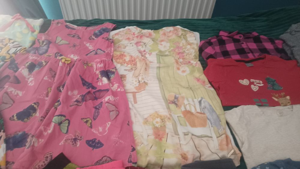Ubrania dla dziewczynki rozm.128