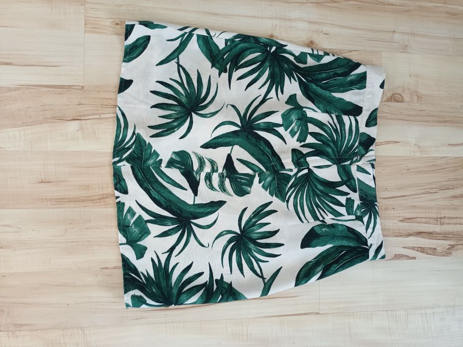 Spódnica w liście roz.36 H&M