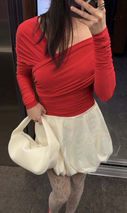 Боді червоний зі зборками