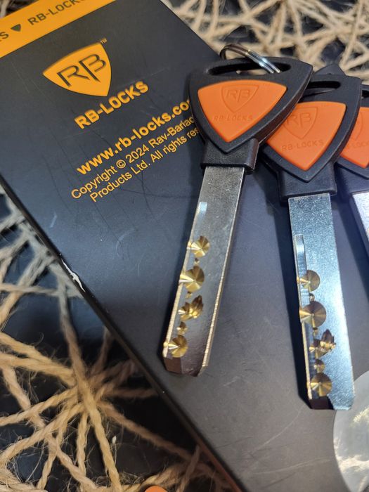 RB LOCKS D7R серцевина замка від Mul-t-lock