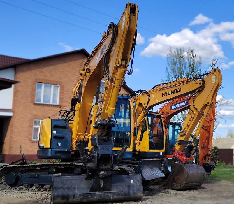 Гусеничний екскаватор Hyundai Robex 145-9