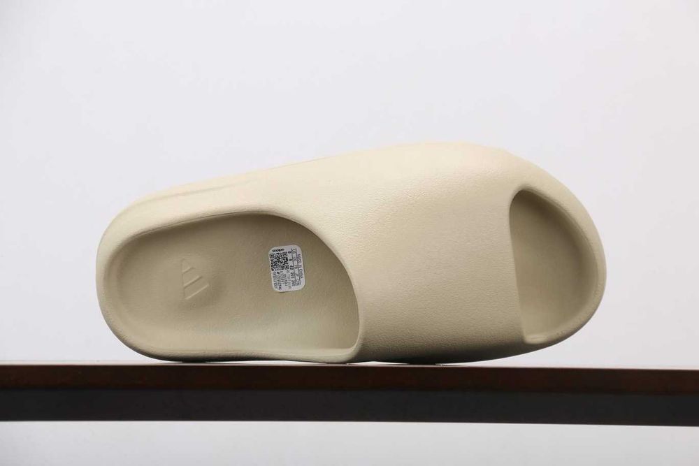 adidas Yeezy Slide Onyx R.41