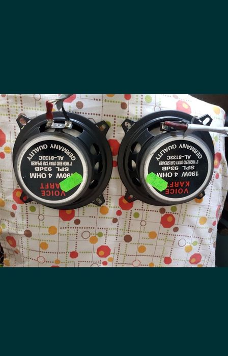 Radio Sony CDX-S2000C. 
W Zestawie Glosniki 2szt/Pilot.