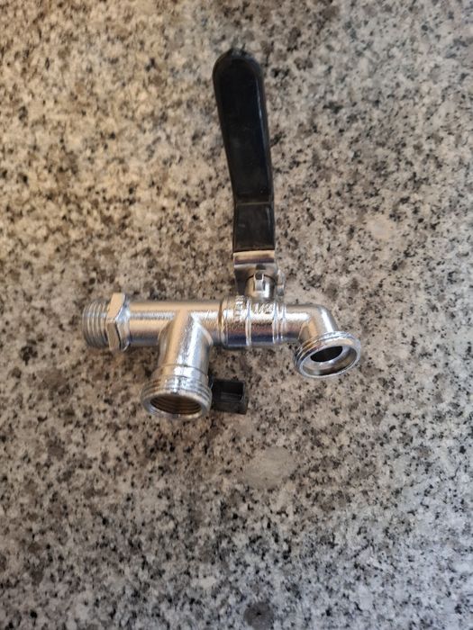 Two-Outlet Faucet64553172625281121