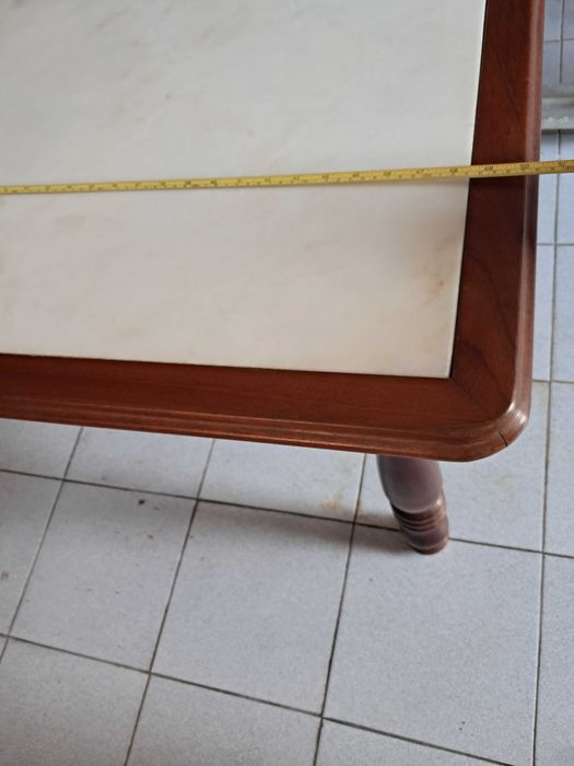 Mesa Cozinha + 3 cadeiras