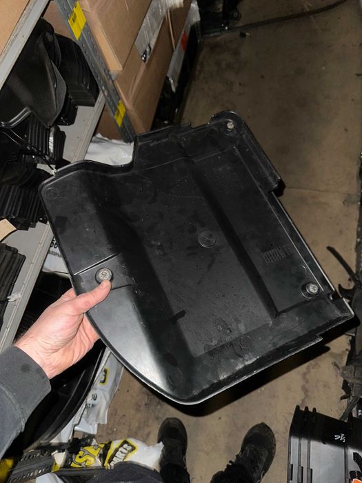 Range Rover P38 tampa Bateria ERR3026