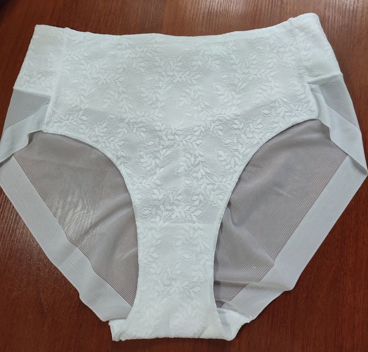 Набір з 4-х трусиків на об'єм 110см