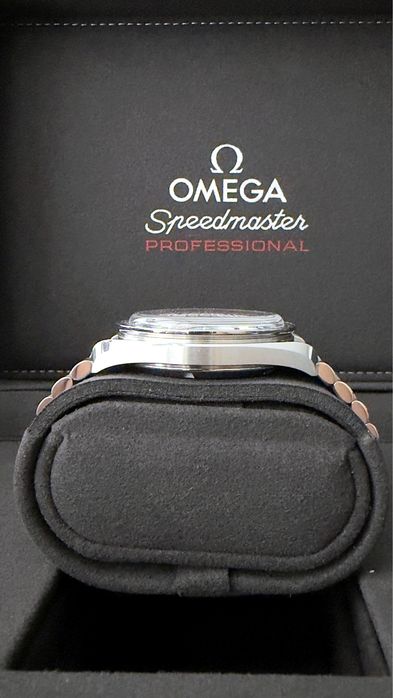 Omega Speedmaster Moonwatch