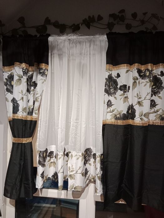 Nowy prześliczny komplet szaro czarne zasłony i biały woal 400x160