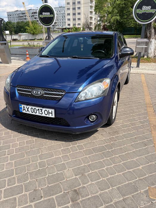 Автомобіль Kia Ceed 2008 (ProCeed)