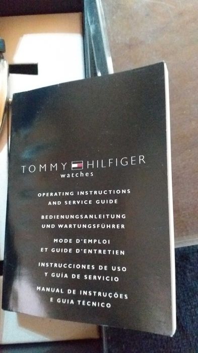 Relógio Tommy Hilfiger com caixa