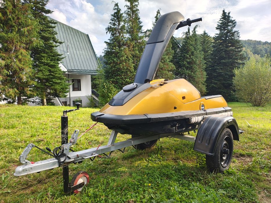 Skuter wodny Kawasaki Jet Ski 650 stojak