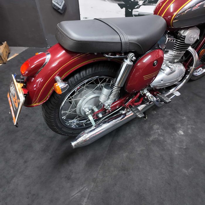 Jawa CL 300