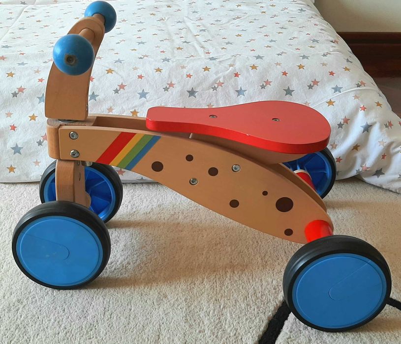 Triciclo Infantil criança