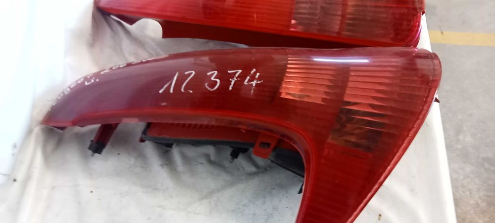 Farolim Peugeot 206 SW