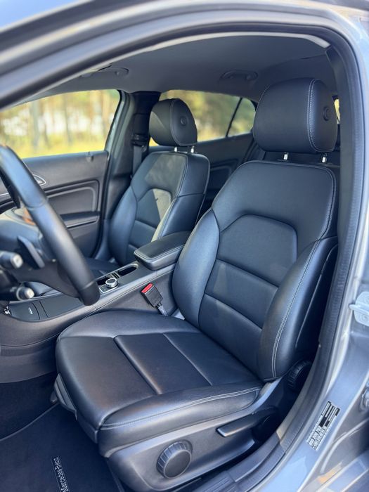 Mercedes-Benz GLA 180d | URBAN | AUT.