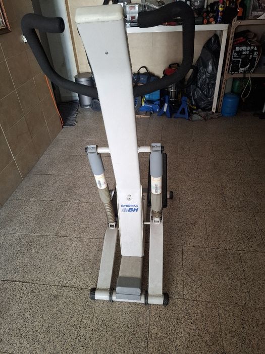 Máquina exercício de stetp