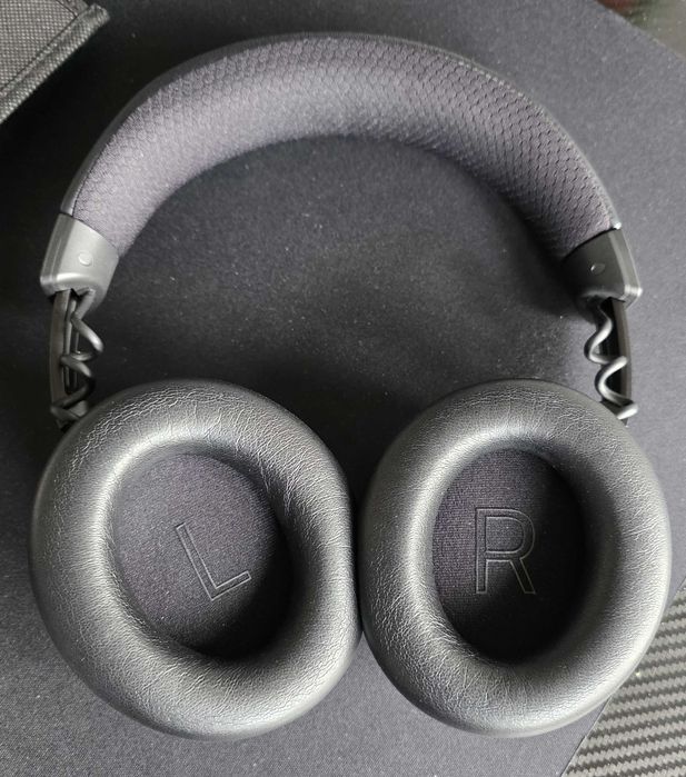 Headset Razer Kraken V4 Pro RGB Wireless/Bluetooth