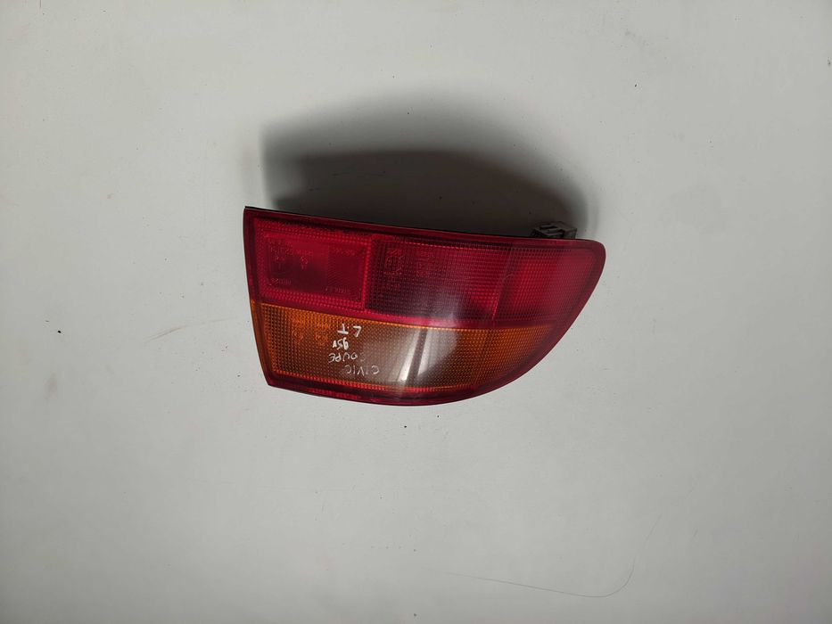 lampa lewa tylna tyl Honda Civic V