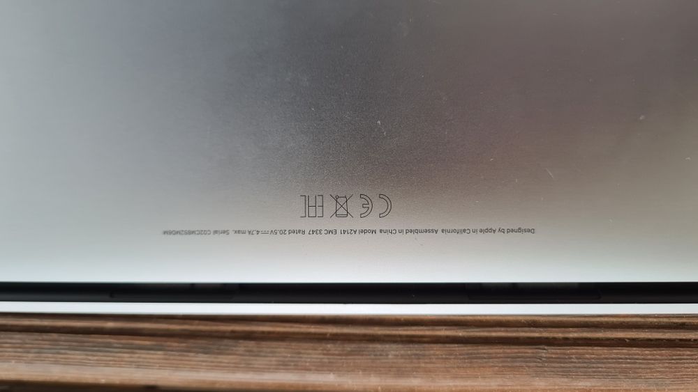 Vendo/Troco Macbook Pro 16 polegadas i7 2.6ghz 6 cores 16GB Ram