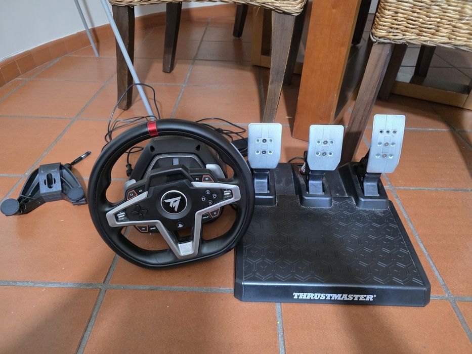 Volante thrusmaster t248