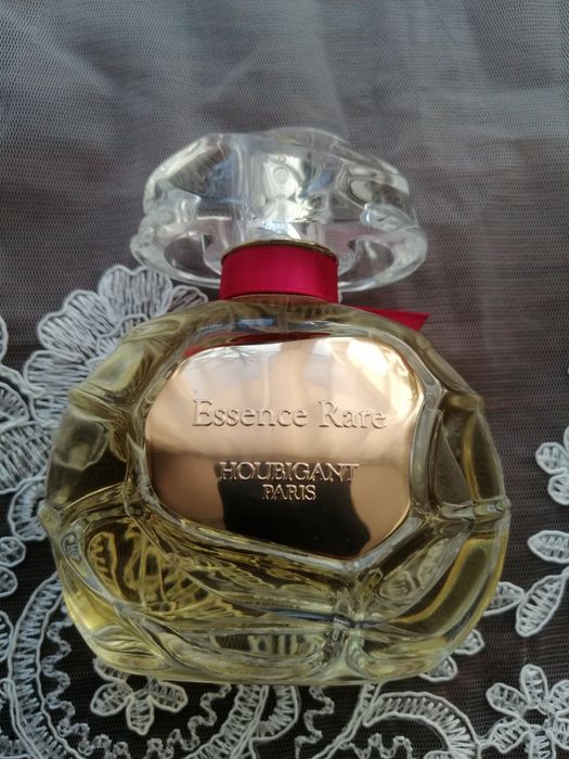 Houbigant Essence Rare