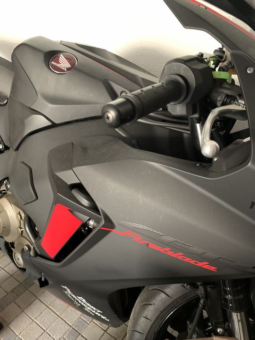 Piscas e suporte matricula mota Honda CBR