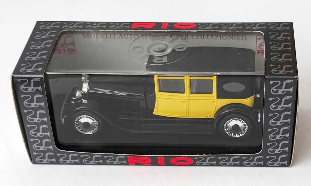 RIO54_BUGATTI 41 Royale 1927. Escala 1/43. Made in Italy. Completo, como novo.