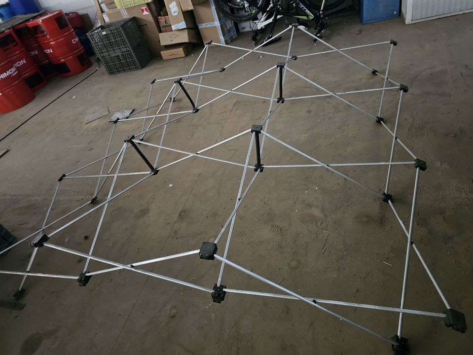 Expositores publicitários